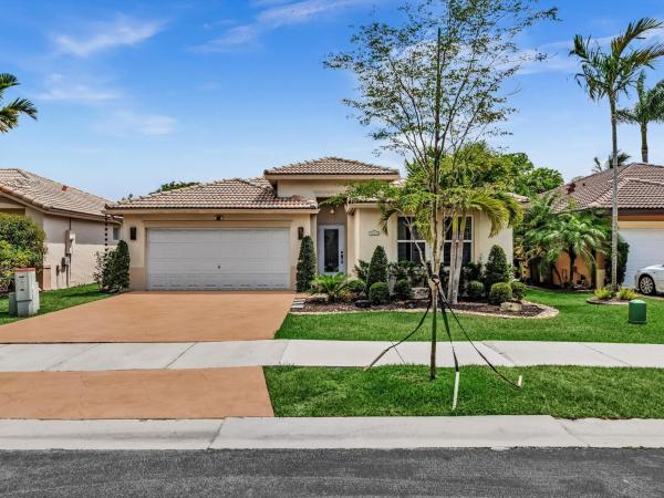 Royal Palm, 14304 S Royal Cove Cir, Davie, Florida 33325, image 1