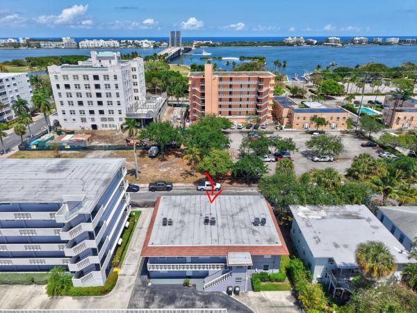 Gold Coast Towers, 17 S Lakeside Dr #5, Lake Worth Beach, Florida 33460, image 1