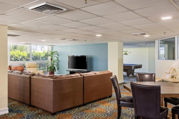 Pompano Aegean, 1010 S Ocean Blvd #PH-2, Pompano Beach, Florida 33062, image 1