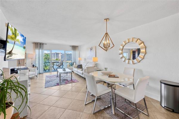 Pompano Yacht & Beach Club, 140 NE 28th Ave #604, Pompano Beach, Florida 33062, image 1