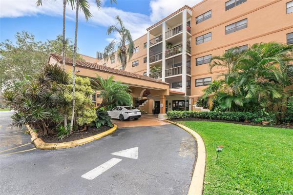 701 NW 19th St #202, Wilton Manors, Florida 33311, image 1