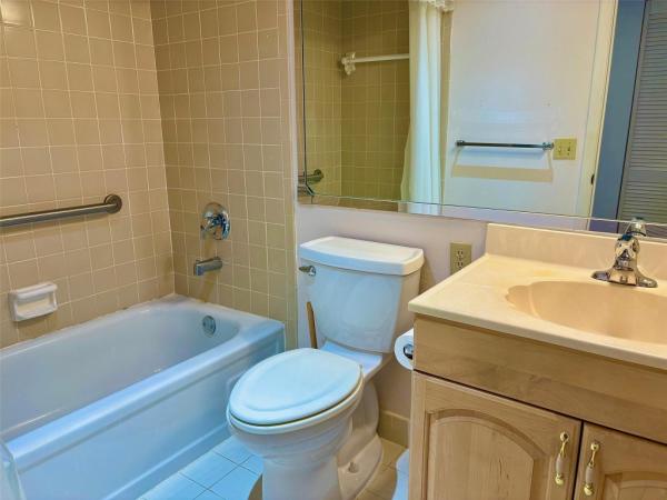 Cypress Bend, 2306 S Cypress Bend Dr #319, Pompano Beach, Florida 33069, image 1