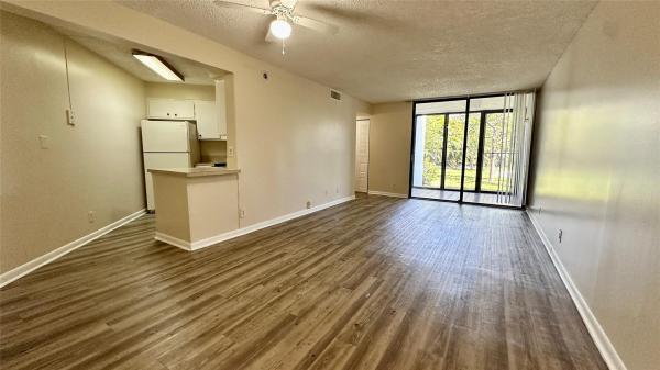 Lake Pointe, 211 Lake Pointe Dr #110, Oakland Park, Florida 33309, image 1