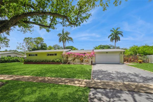 Plantation Manors, 741 Beachwood Ln, Plantation, Florida 33317, image 1