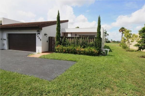 7445 Bay Hill Dr #7445, Hialeah, Florida 33015, image 1