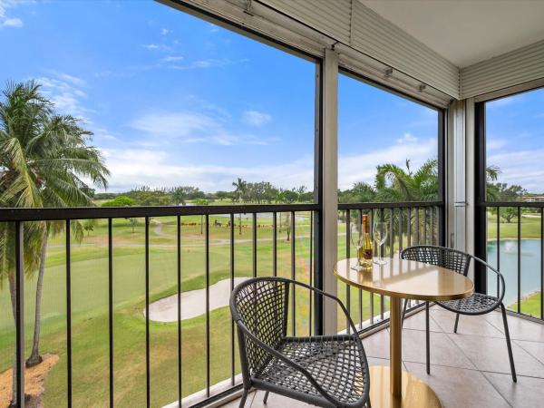 Hollybrook Golf & Tennis Club, 8900 Washington Blvd #504A, Pembroke Pines, Florida 33025, image 1