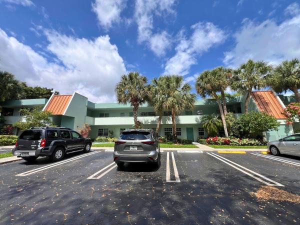 Cypress Grove At Palm-Aire, 933 Cypress Grove Dr #205, Pompano Beach, Florida 33069, image 1