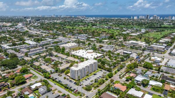 Coral Lake Tower, 1831 NE 38th St #700, Fort Lauderdale, Florida 33308, image 1