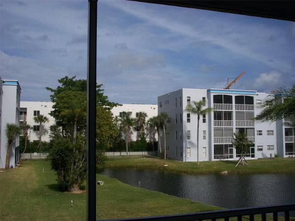 Danians North, 600 NE 2nd St #208, Dania Beach, Florida 33004, image 2