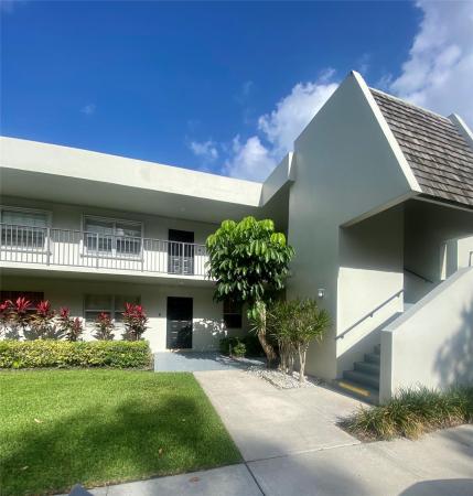 Cypress Estates At Palm-Aire, 4007 N Cypress Dr #102, Pompano Beach, Florida 33069, image 1