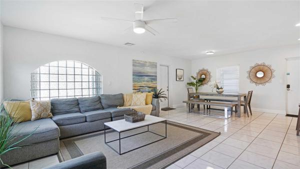 Lauderdale Beach, 2716 N Ocean Blvd, Fort Lauderdale, Florida 33308, image 1