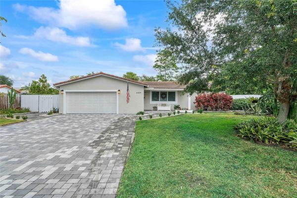 The Dells, 4209 NW 75th Ave, Coral Springs, Florida 33065, image 1