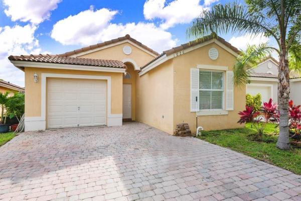 1020 SE 20th Rd, Homestead, Florida 33035, image 1