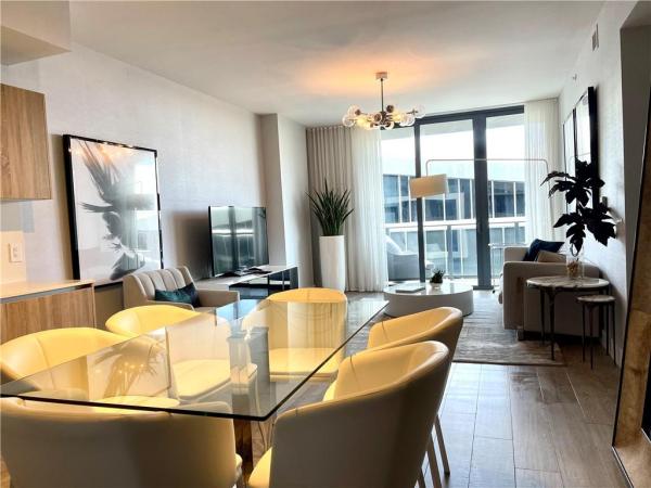 Aventura Parksquare Residences, 2960 NE 207th St #1008, Aventura, Florida 33180, image 1