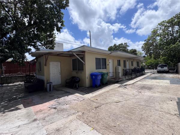 Buena Vista Gardens, 5411 NW 6th Ave #5413, Miami, Florida 33127, image 1