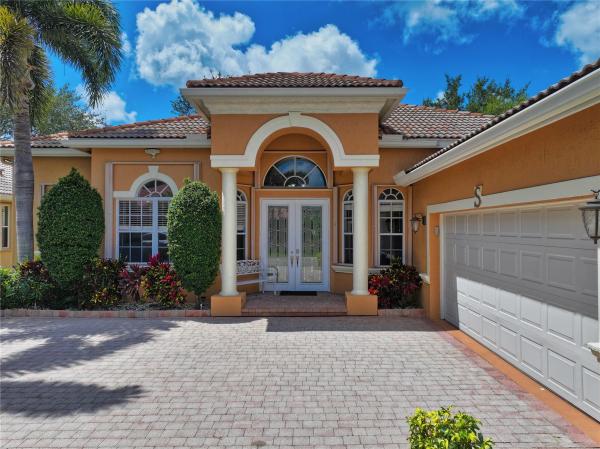 Villa Borghese, 7308 Viale Michelangelo, Delray Beach, Florida 33446, image 1