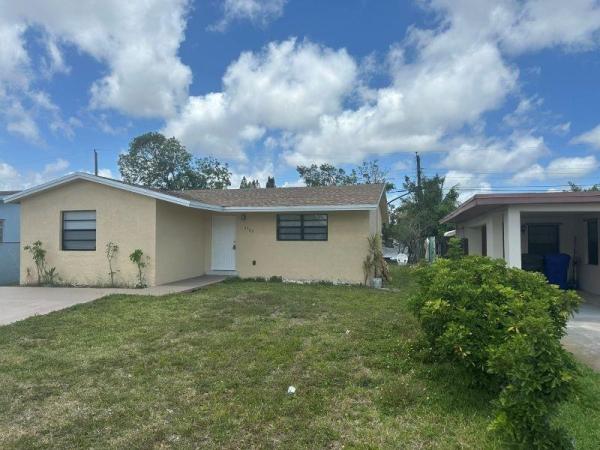 West Carver Ranches, 5509 Mayo St, Hollywood, Florida 33021, image 1