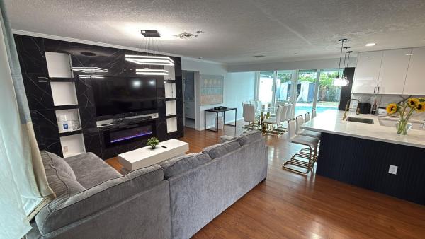 Edgefield, 4420 NW 8th St, Coconut Creek, Florida 33066, image 1