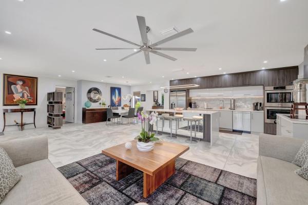 Sunset Manors, 422 NE 27th St, Wilton Manors, Florida 33334, image 1