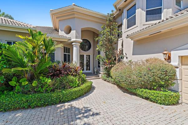 The Island, 34 Windward Isle, Palm Beach Gardens, Florida 33418, image 1