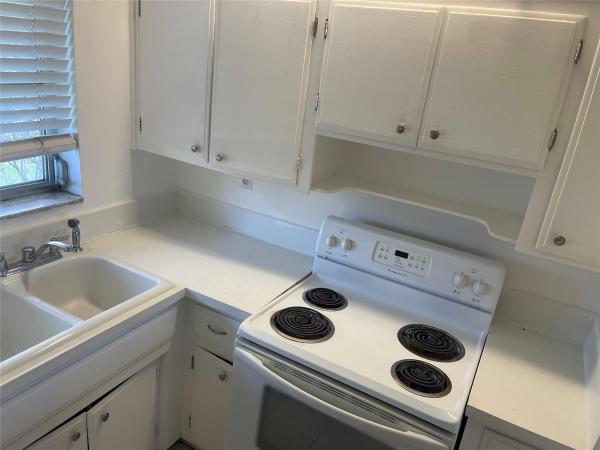 Tamarac Lakes North, 2411 NW 52nd St, Tamarac, Florida 33309, image 1