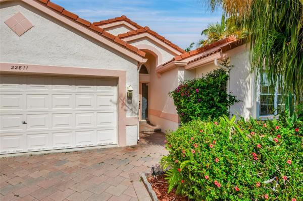 Sterling Bridge, 22811 Sterling Lakes Dr, Boca Raton, Florida 33433, image 3