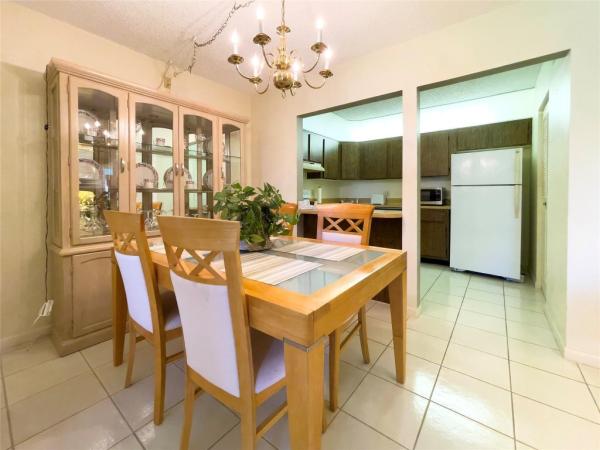 Pine Ridge South 4, 408 Pine Glen Ln #B-1, Greenacres, Florida 33463, image 3