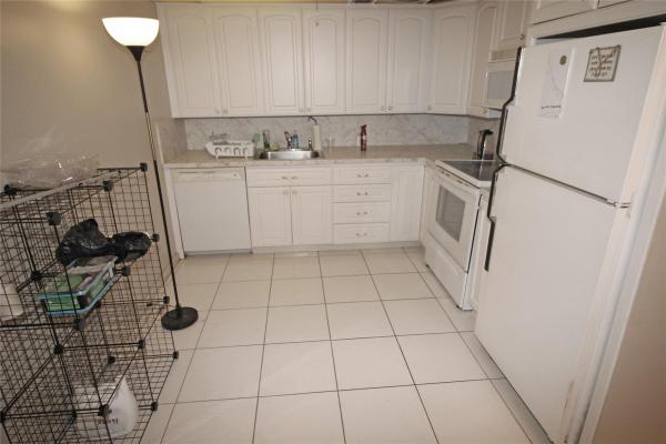 2071 Oakridge F #2071, Deerfield Beach, Florida 33442, image 1
