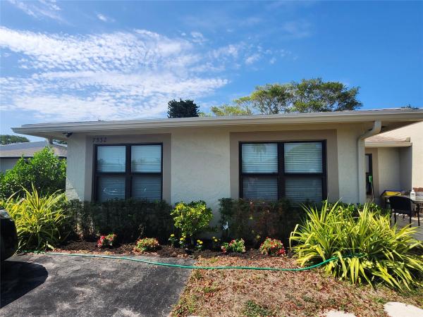 Meed Racquet Club, 7532 Deuce Ln #7532, Lake Worth Beach, Florida 33467, image 1