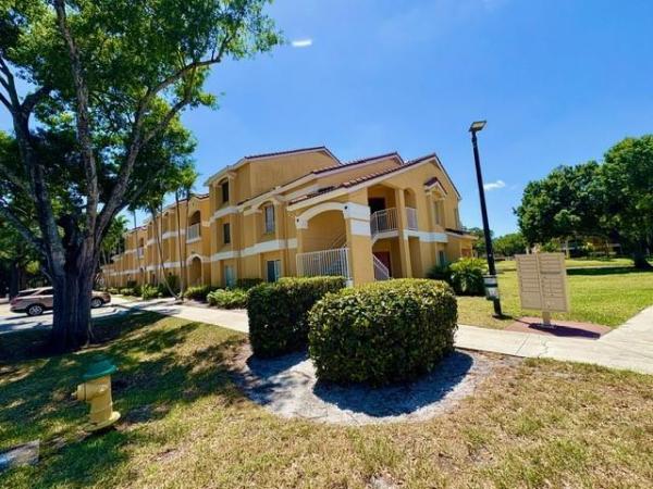 Sailboat Pointe, 2371 NW 33rd St #712, Oakland Park, Florida 33309, image 1