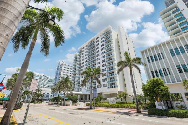 The Collins, 6917 Collins Ave #1624, Miami Beach, Florida 33141, image 1