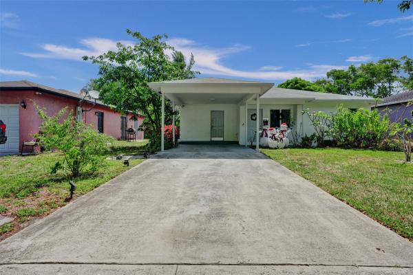 Canal Pointe, 1590 NW 7th Ln, Pompano Beach, Florida 33060, image 1