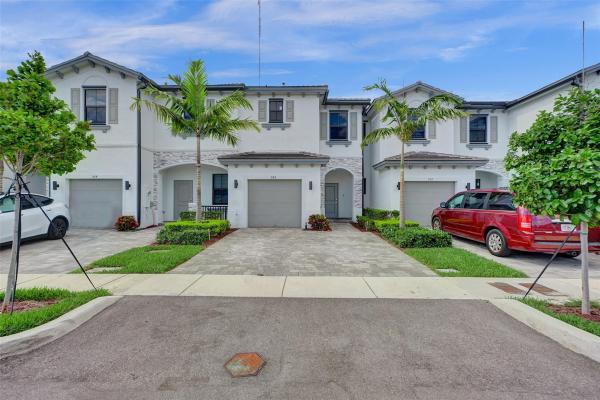 586 NW 203rd Ter, Miami Gardens, Florida 33169, image 1