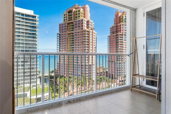 White Egret, 2200 NE 33rd Ave, Fort Lauderdale, Florida 33305, image 1