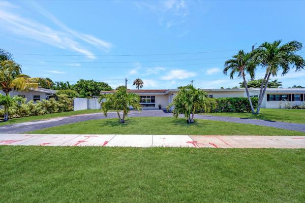 Boca Raton Square, 968 SW 9th Ave, Boca Raton, Florida 33486, image 1