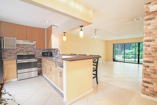 Pond Apple Place 3, 4105 NW 22nd St #243E, Coconut Creek, Florida 33066, image 1