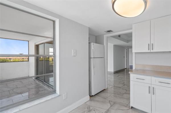 The Manors Of Inverrary, 4174 Inverrary Dr #715, Lauderhill, Florida 33319, image 2