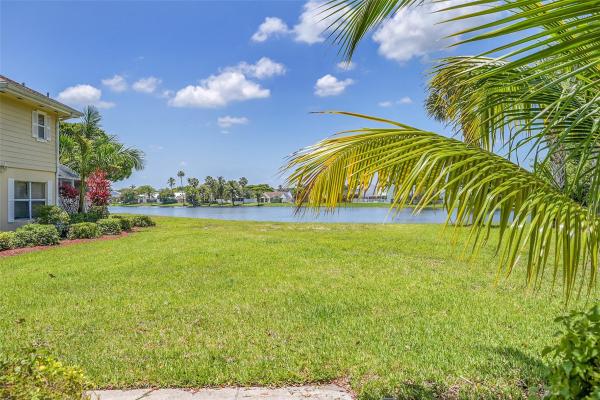 Wellesley At Boynton Beach, 4101 Roxbury Ct, Boynton Beach, Florida 33436, image 3