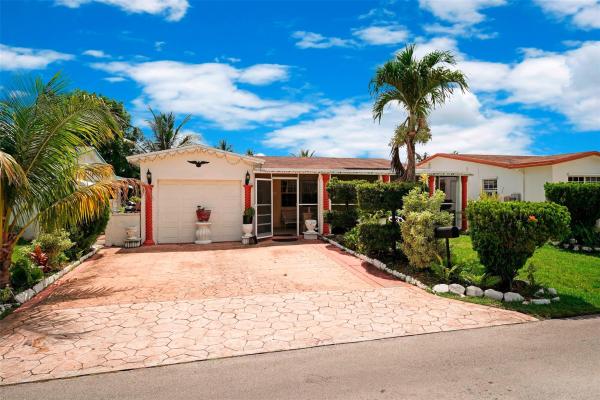 Oakland Estates, 4190 NW 52nd Ave, Lauderdale Lakes, Florida 33319, image 1