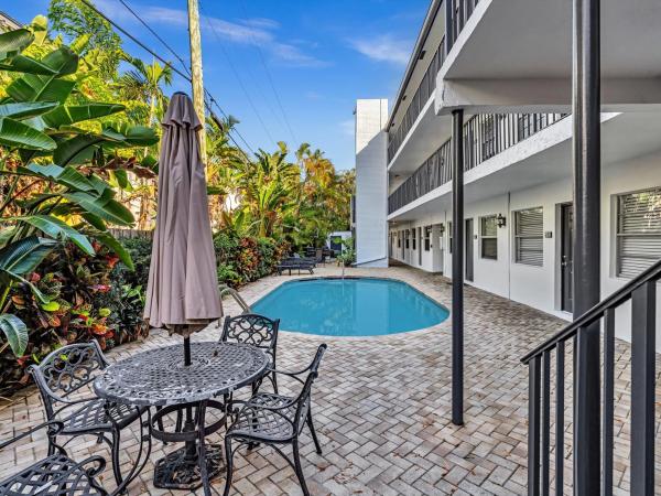 Victoria Palms, 215 NE 16th Ave #203, Fort Lauderdale, Florida 33301, image 1