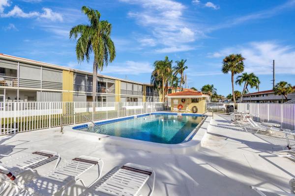 Village Garden, 419 Us Highway 1 #108, North Palm Beach, Florida 33408, image 1