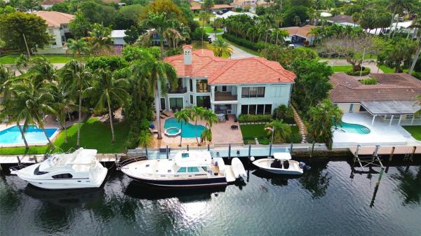 Lighthouse Point Residential, 2817 NE 26th Ave, Lighthouse Point, Florida 33064, image 1
