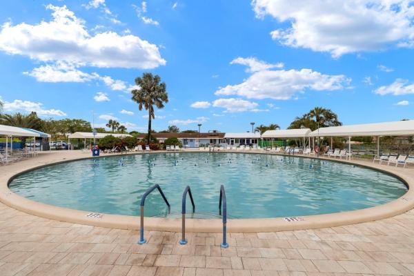 Palm Greens At Villa Del Ray, 5820 Sugar Palm Ct #E, Delray Beach, Florida 33484, image 1