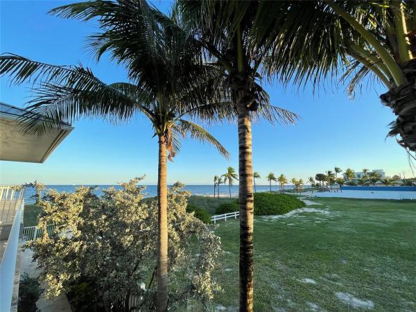 Ocean Terrace Beachside, 4564 El Mar Dr #5, Lauderdale By The Sea, Florida 33308, image 1
