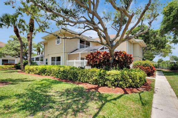 Wellesley At Boynton Beach, 6503 Dryden Ct, Boynton Beach, Florida 33436, image 1