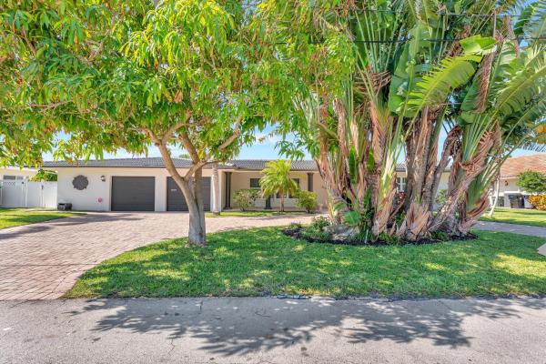 Lighthouse Point Estates, 2121 NE 29th St, Lighthouse Point, Florida 33064, image 1