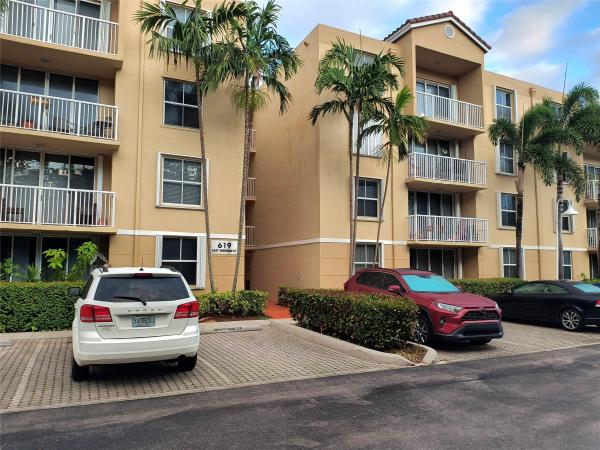 Sheridan Beach Club, 619 E Sheridan St #208, Dania Beach, Florida 33004, image 1