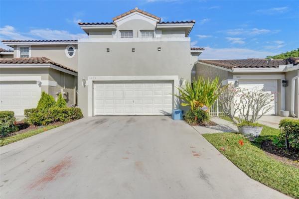 Addison Court At Wyndham Lakes, 5605 NW 117th Ave, Coral Springs, Florida 33076, image 1