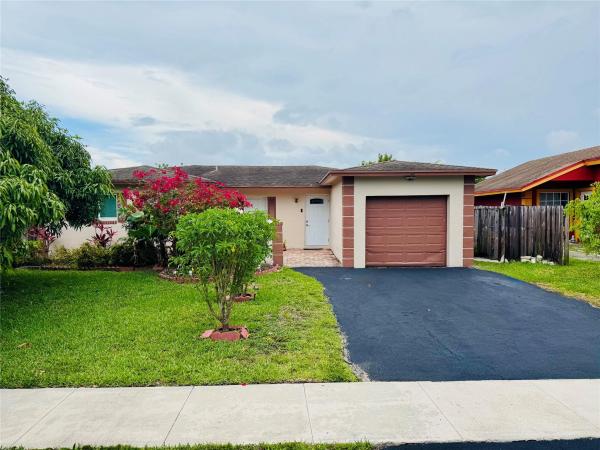 North Lauderdale Village, 8140 SW 4th St, North Lauderdale, Florida 33068, image 1