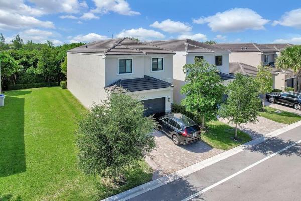 Vantage At Palm-Aire, 453 NW 36th Ave, Pompano Beach, Florida 33069, image 1